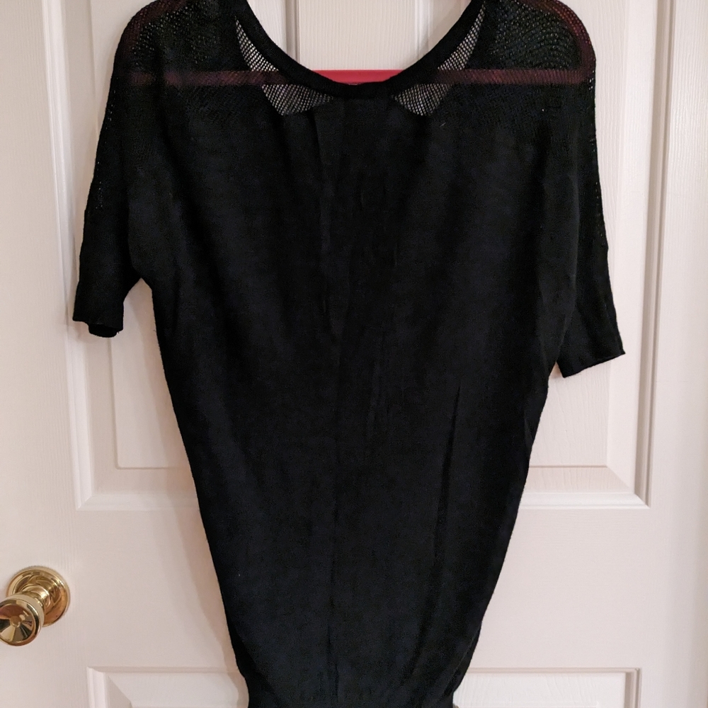 Express Short Sleeve Top - Picture 2 of 2